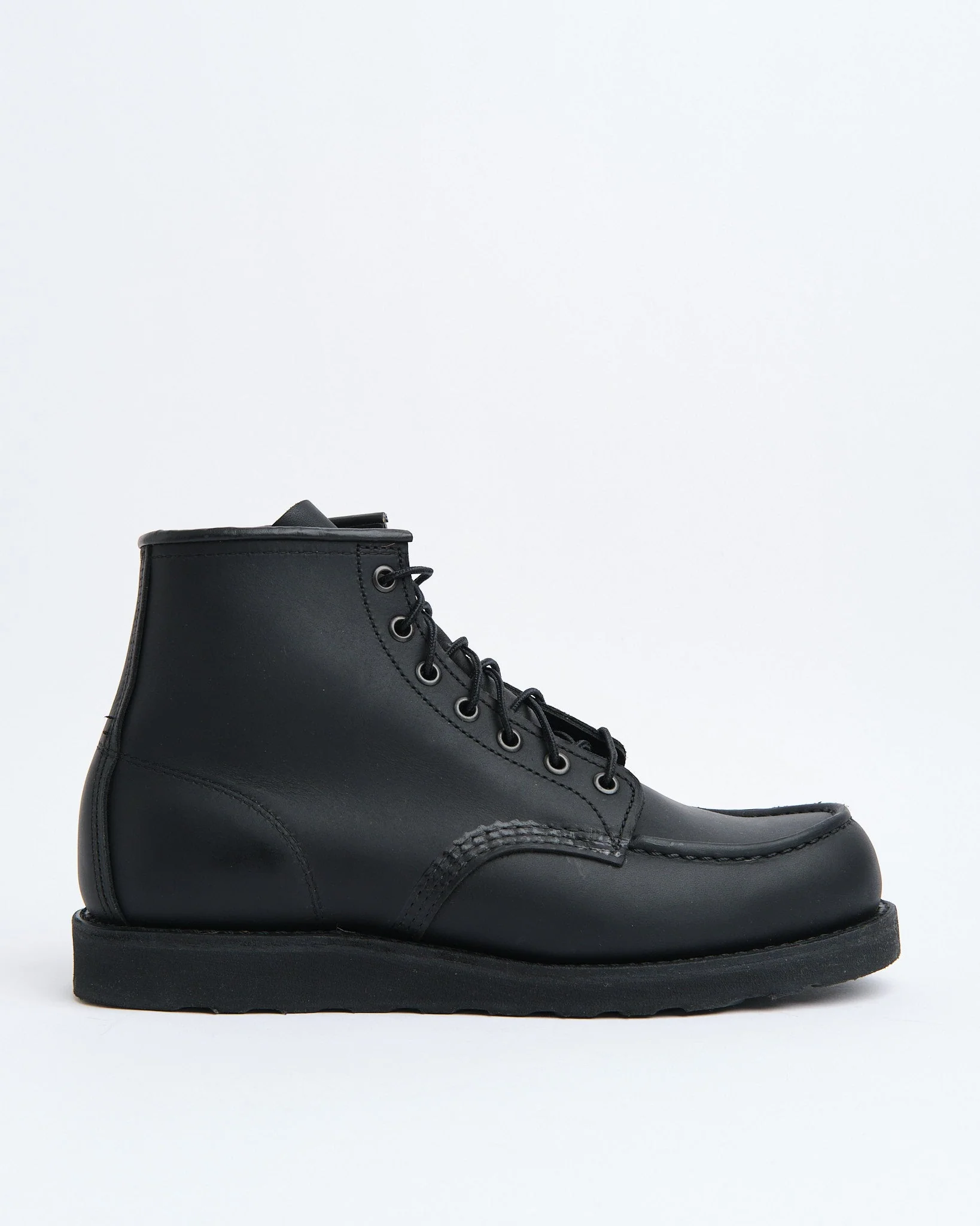 8074 Black Harness Classic Moc Toe – Image 2