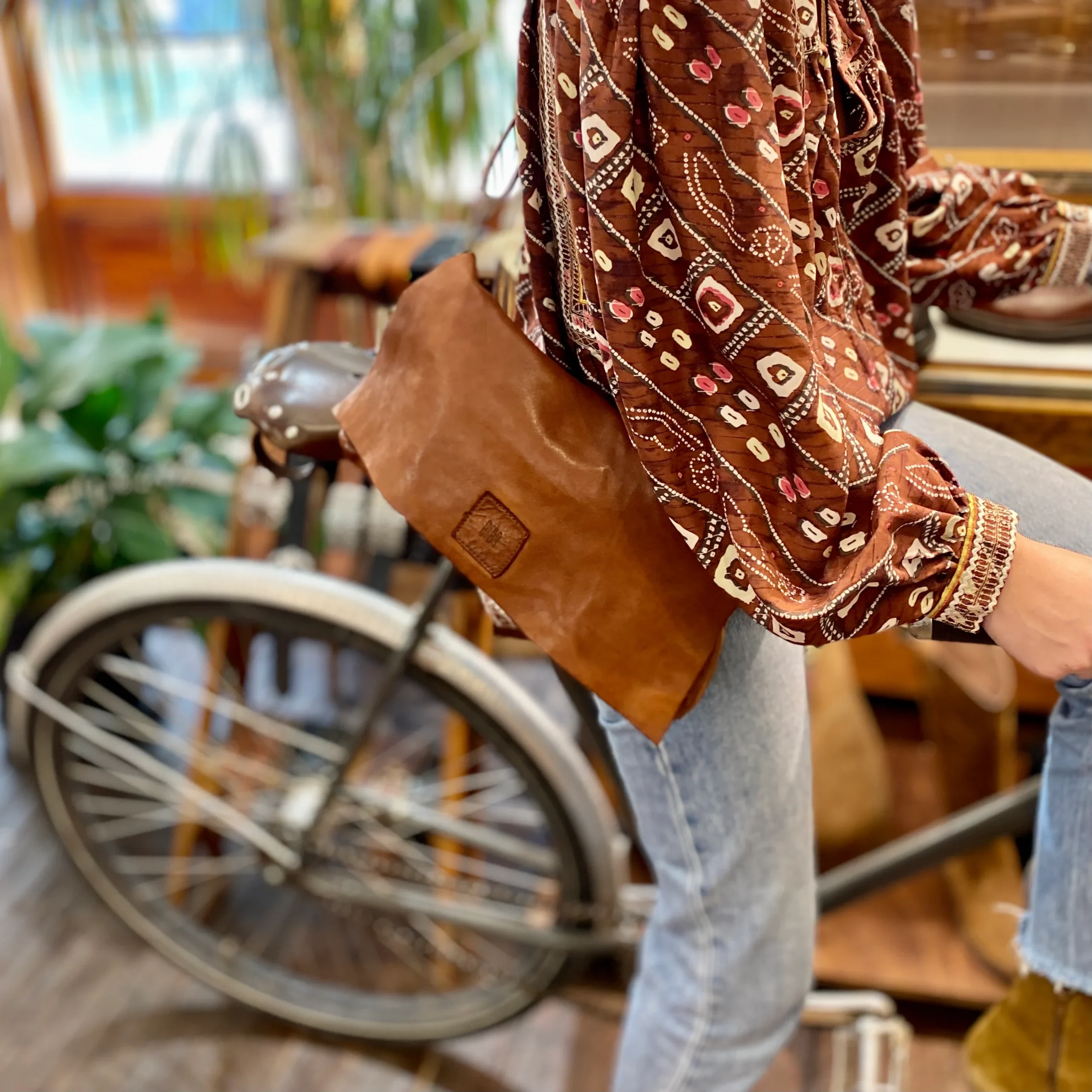 Sac Bandoulière en Cuir Lavé Camel