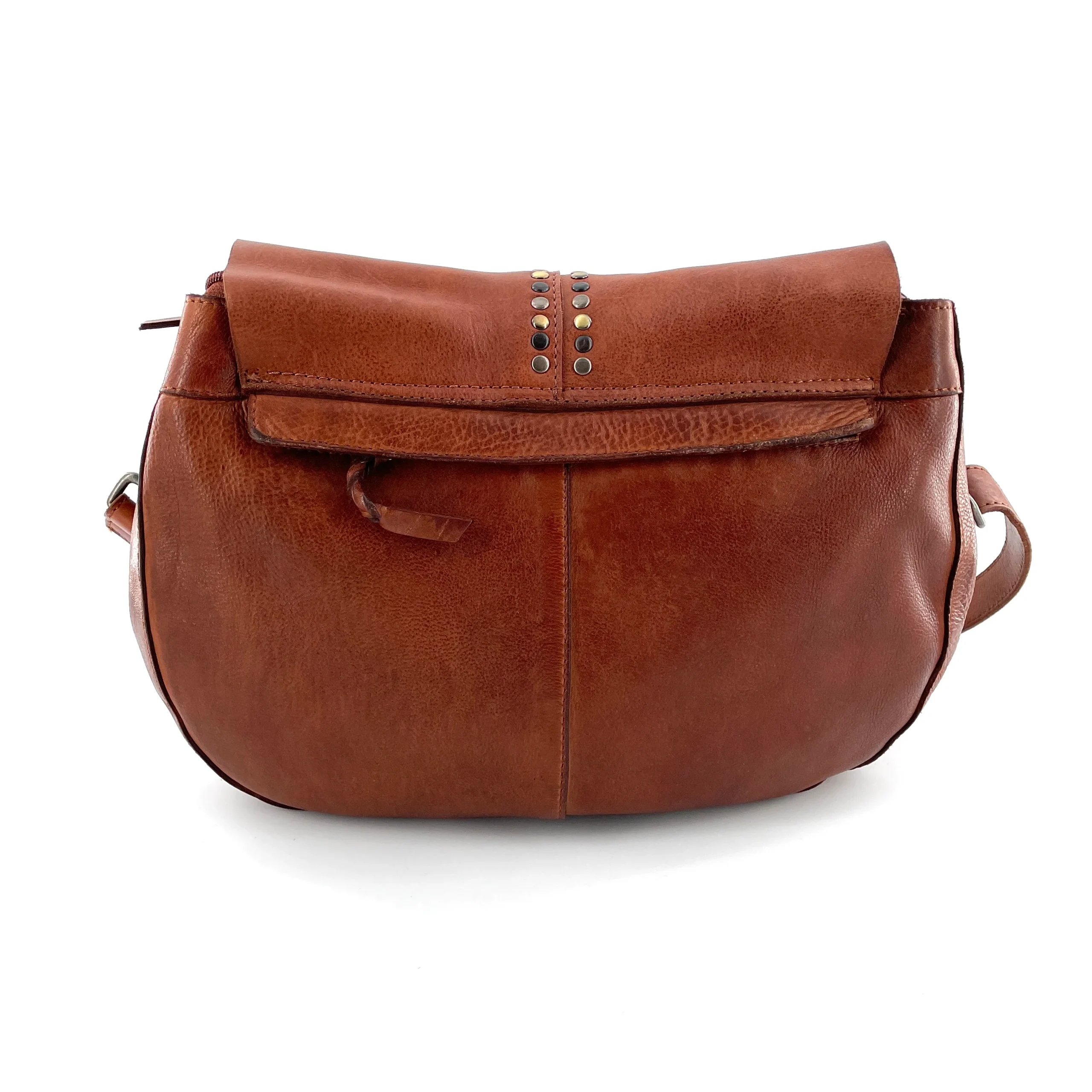 Sac Bandoulière Rabat Clouté en Cuir Camel – Image 5