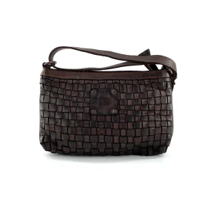 Mini-Sac Tressé en Cuir Marron Foncé Porté Travers