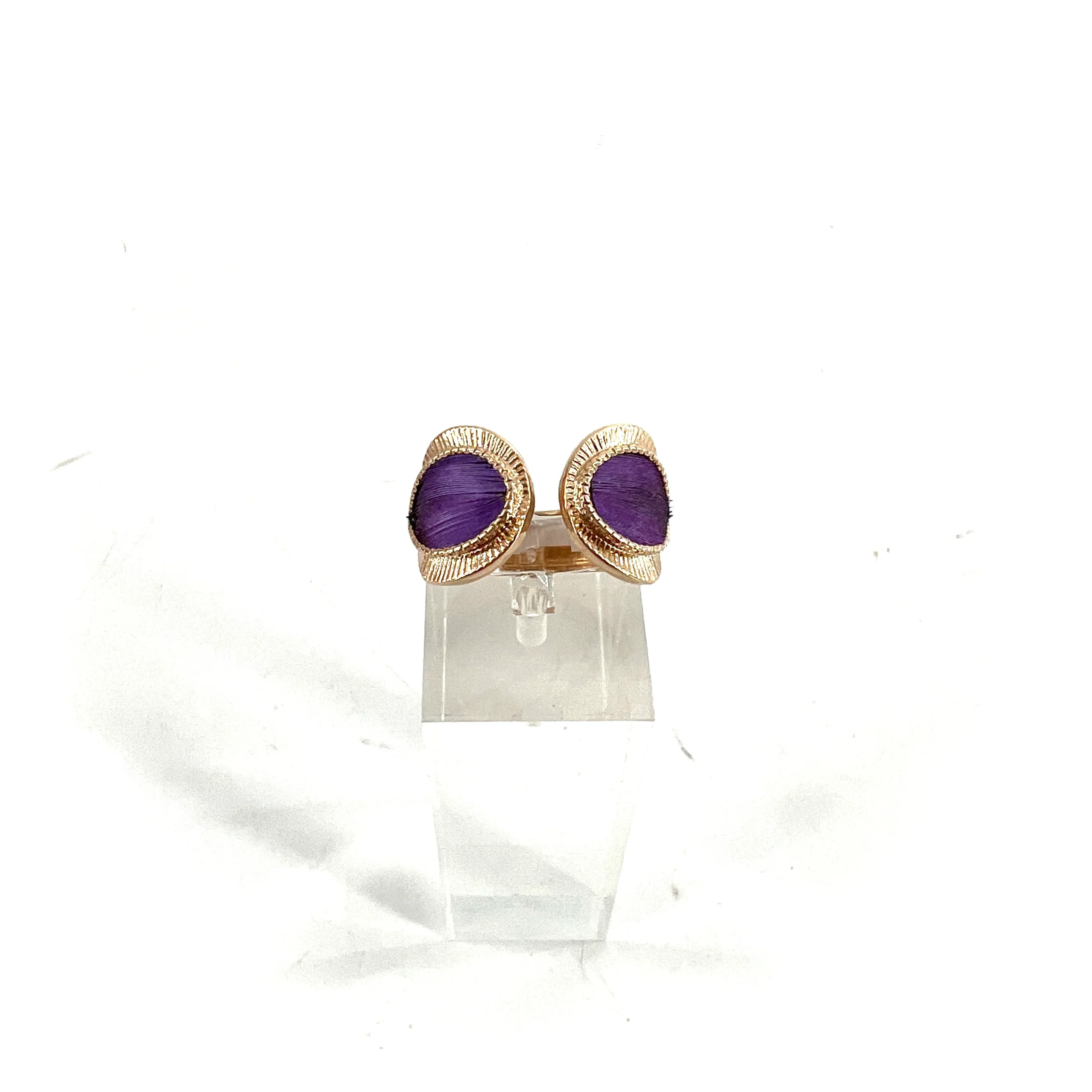 Bague MIKONA Réglable en Plaqué Or et Plumes Violettes – Image 2