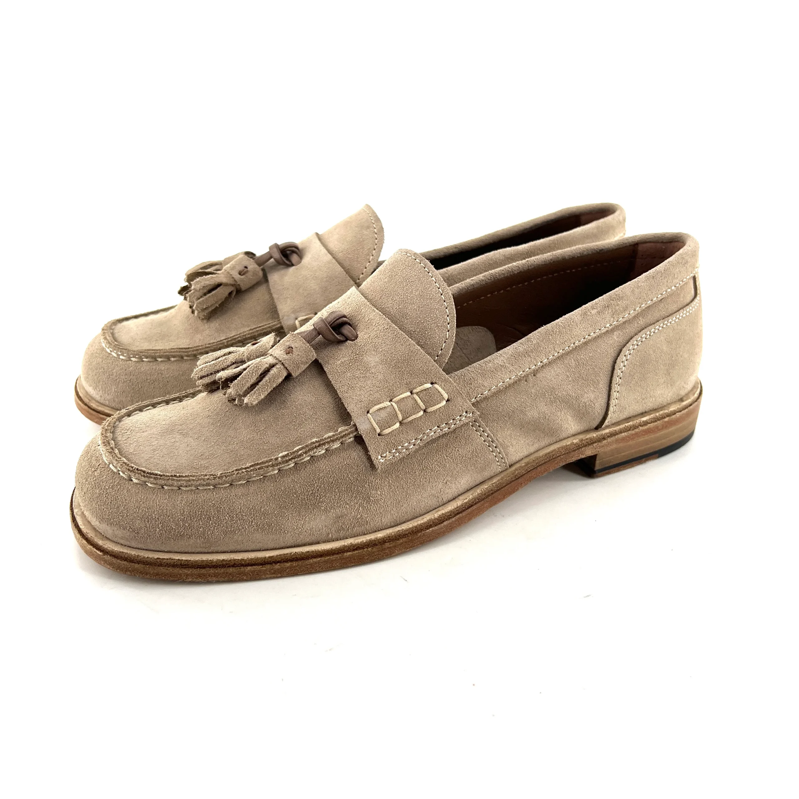 Mocassin à Pompons en Daim Craie – Image 3