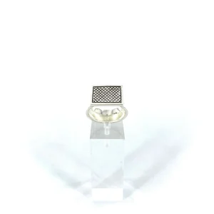 Chevalière Carrée en Argent Motif Quadrillé