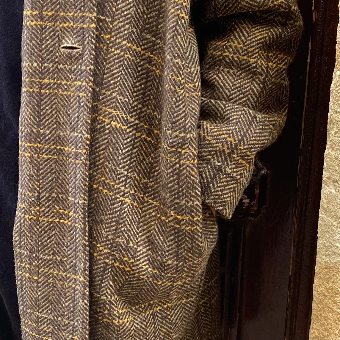 Manteau TOM en Tweed Kaki et Noir – Image 4