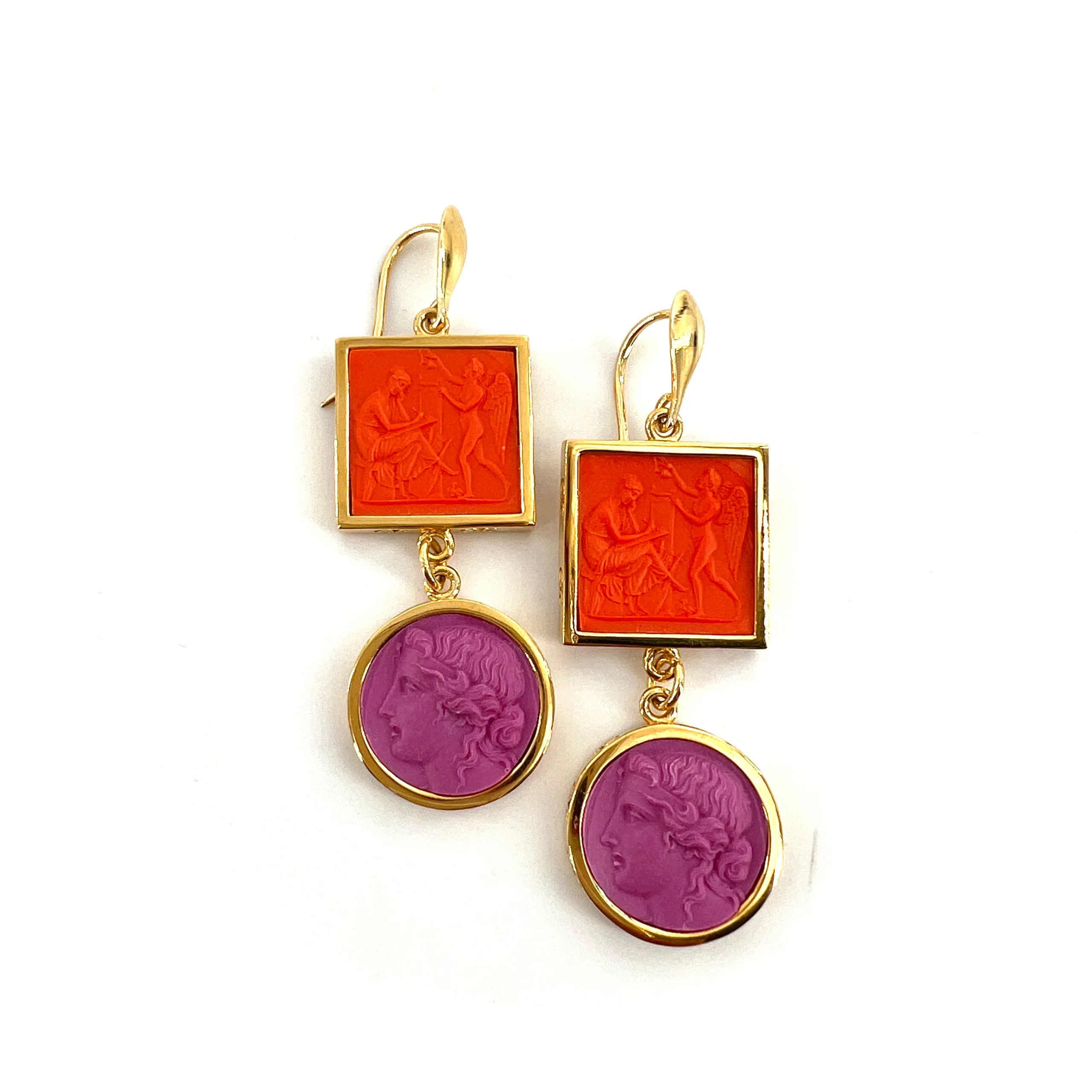 Boucles d'Oreilles en Plaqué Or et Résine Orange et Violet – Image 3