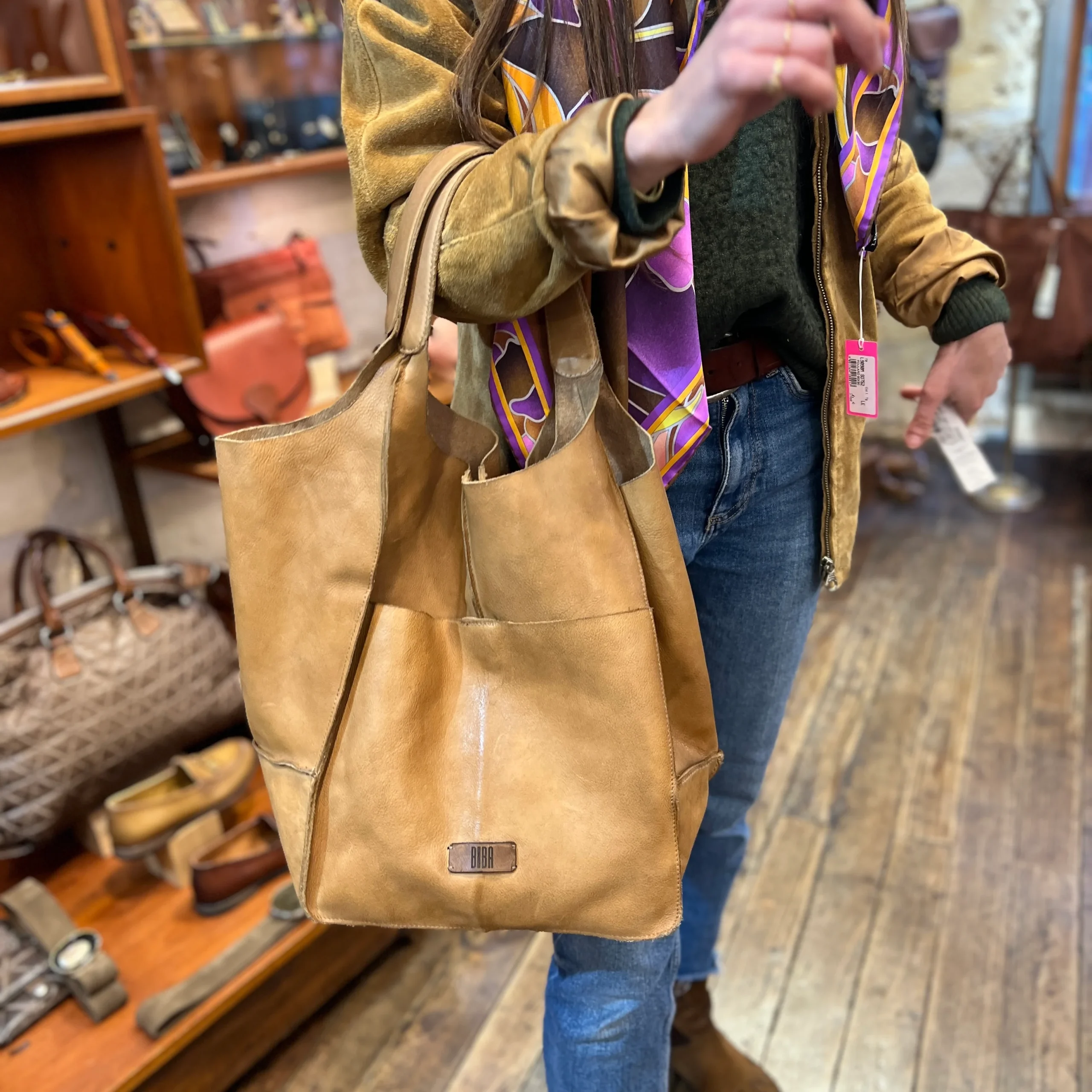 Sac Cabas en Cuir Beige – Image 5