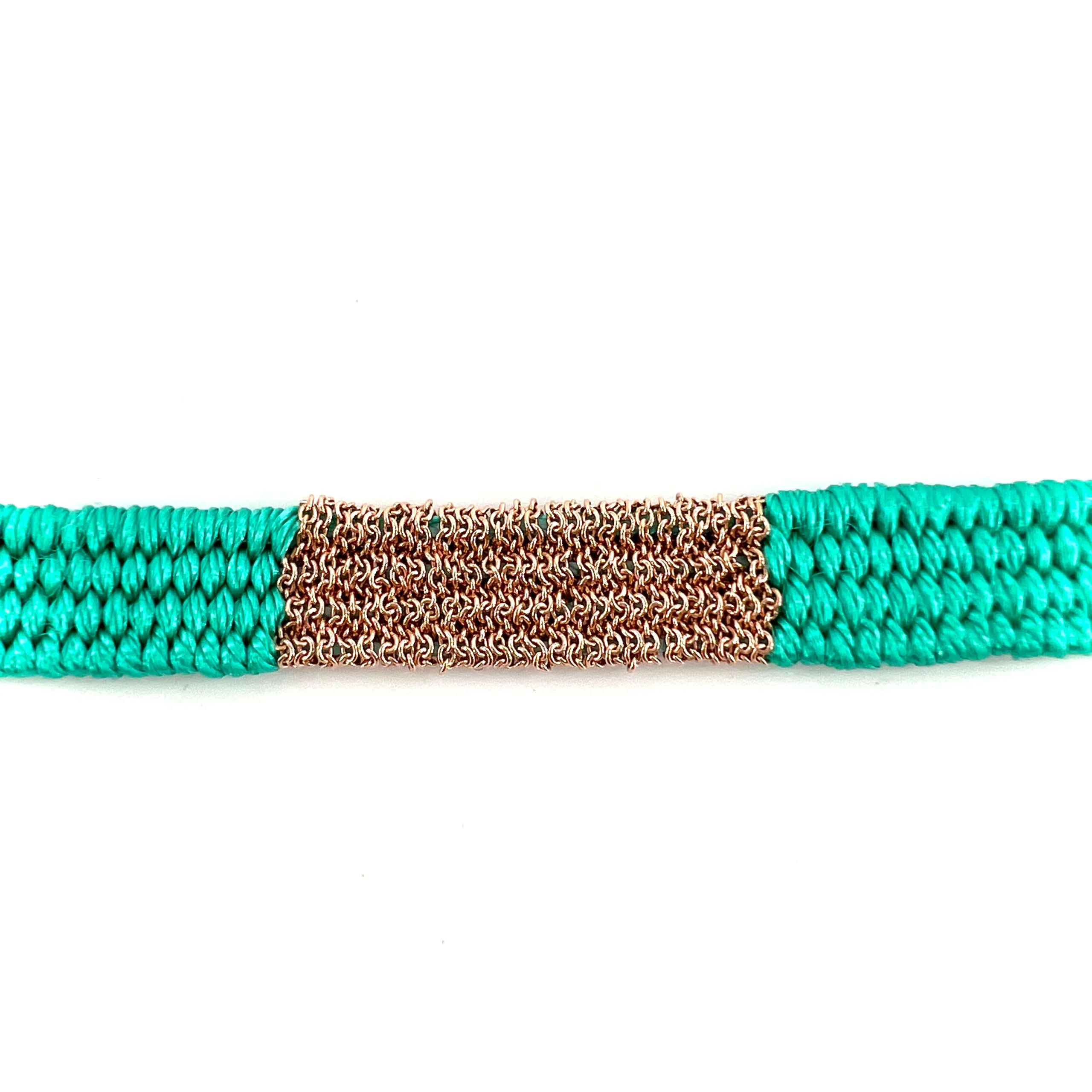 Bracelet Gourmette Tissé en Fil de Satin Turquoise et Chaine en Plaqué Or – Image 4