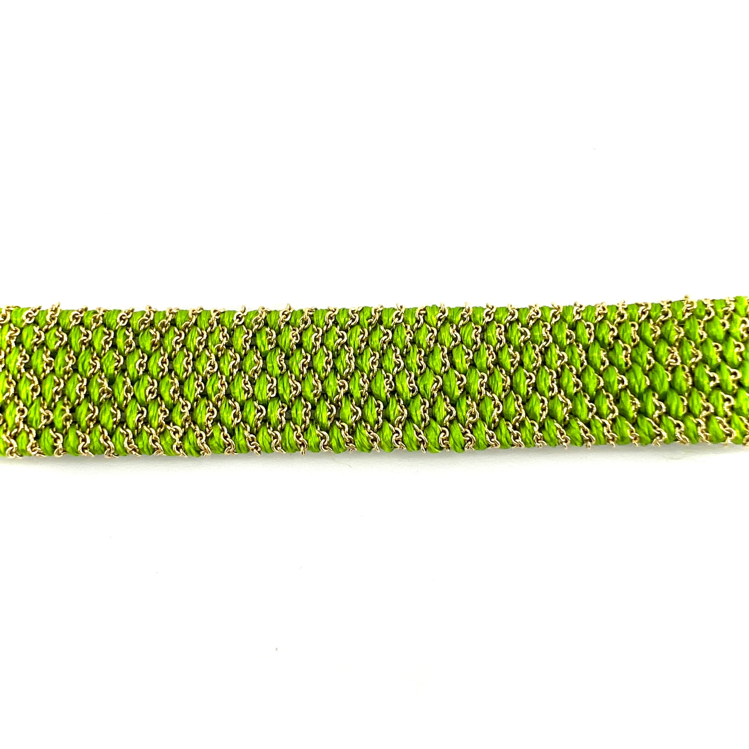 Bracelet Manchette Tissé en Fil de Satin Vert et Chaine en Plaqué Or – Image 5
