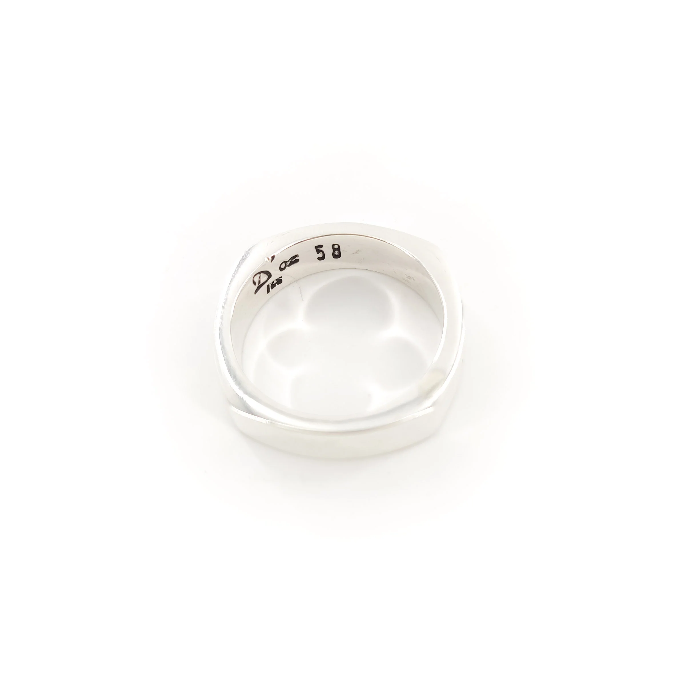 Anneau Carré Arrondi en Argent Petit Modèle – Image 3