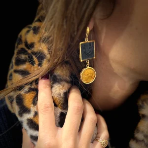 Boucles d'Oreilles en Plaqué Or et Résine Gold et Noir