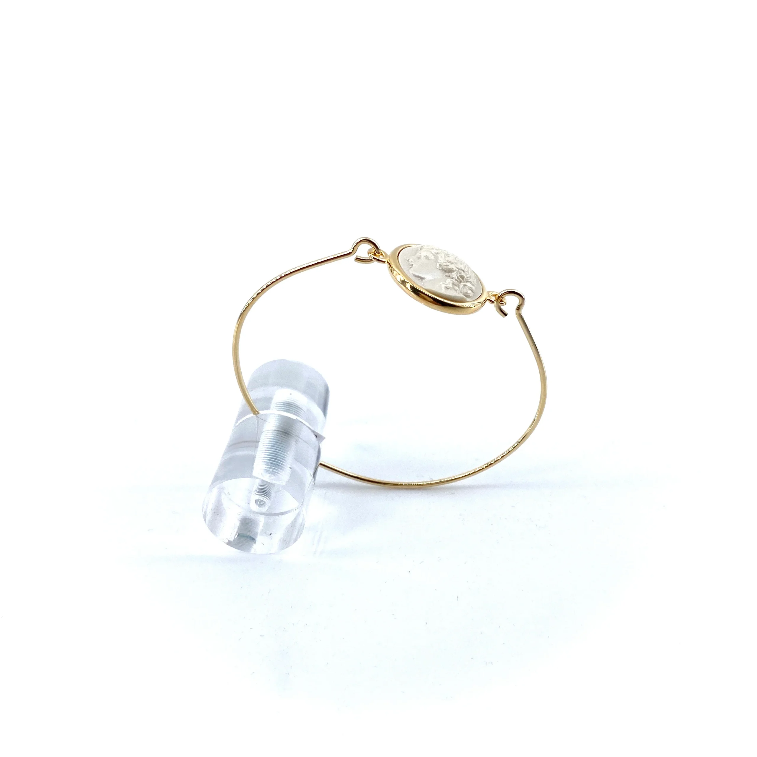 Jonc en Plaqué Or Motif Statue Grecque Rond en Résine Champagne – Image 3