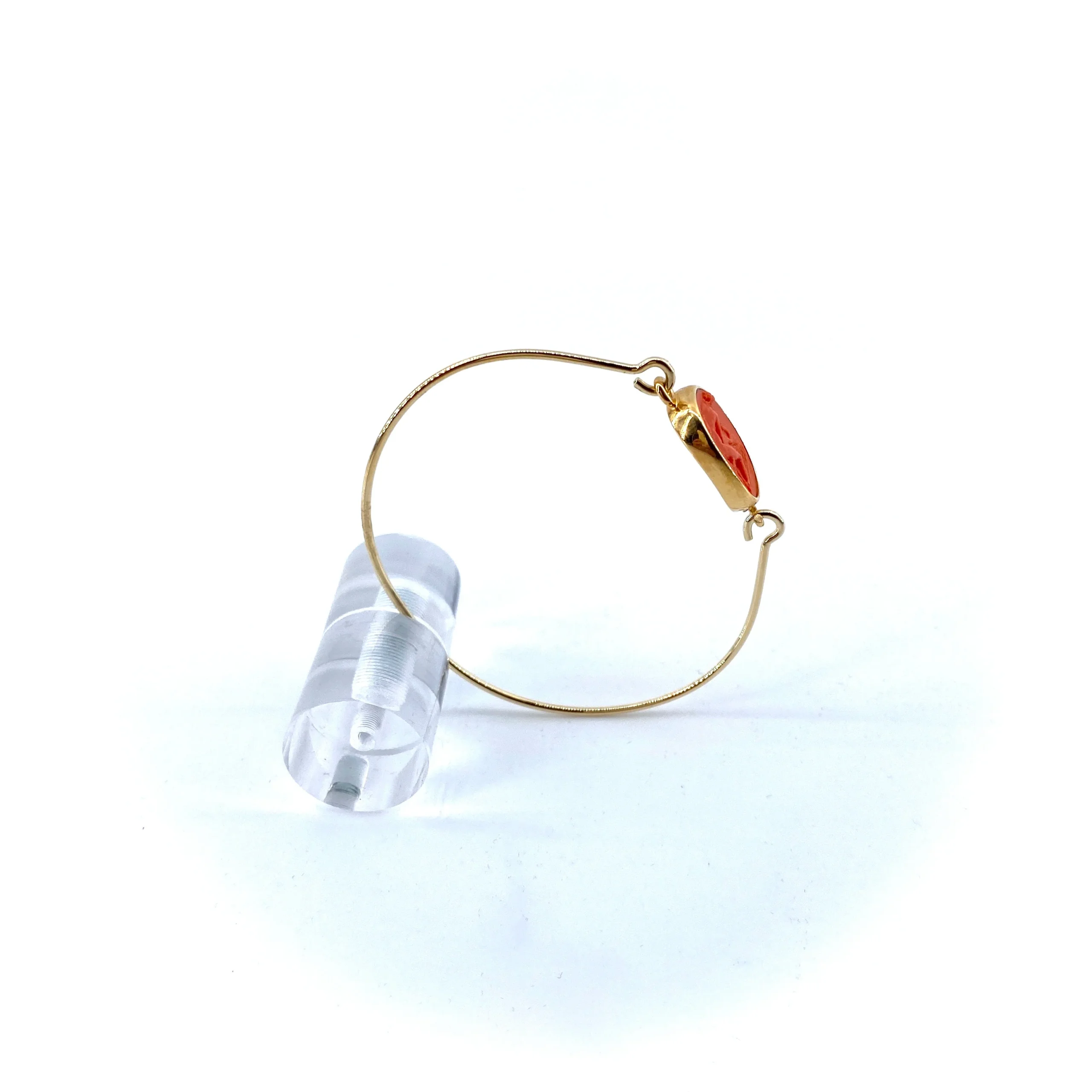 Jonc en Plaqué Or Motif Cygne Ovale en Résine Orange – Image 5