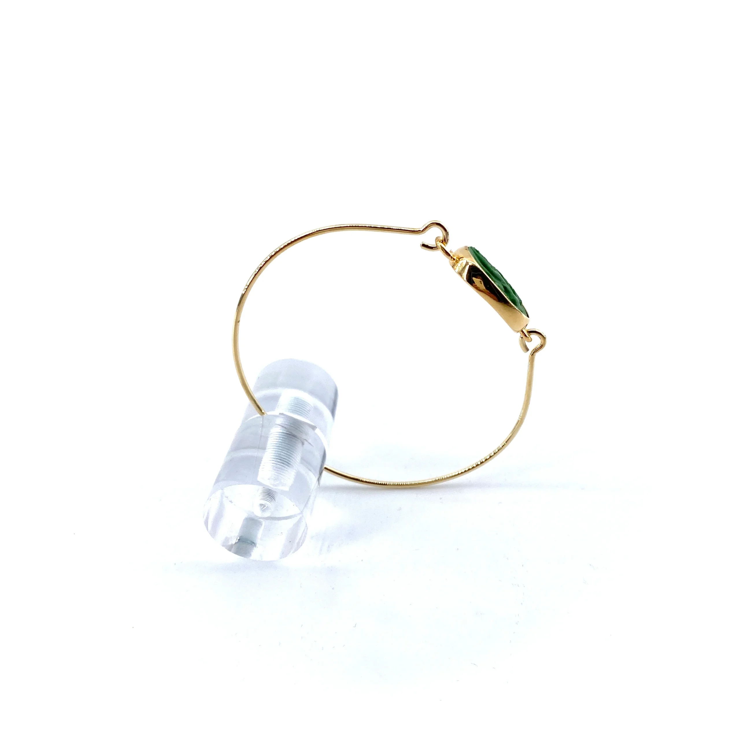 Jonc en Plaqué Or Motif Cygne Ovale en Résine Verte – Image 5