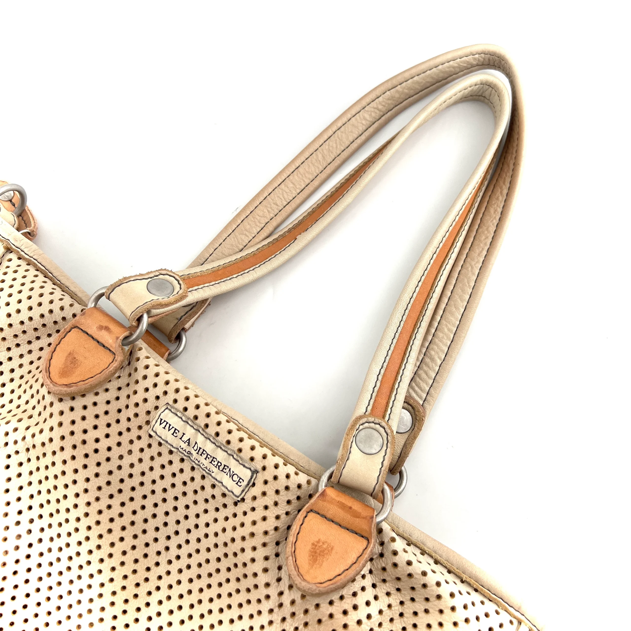 Sac OUTDOOR en Cuir Perforé Latte – Image 8