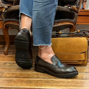 Mocassin Semelle Crantée en Cuir Marron Foncé