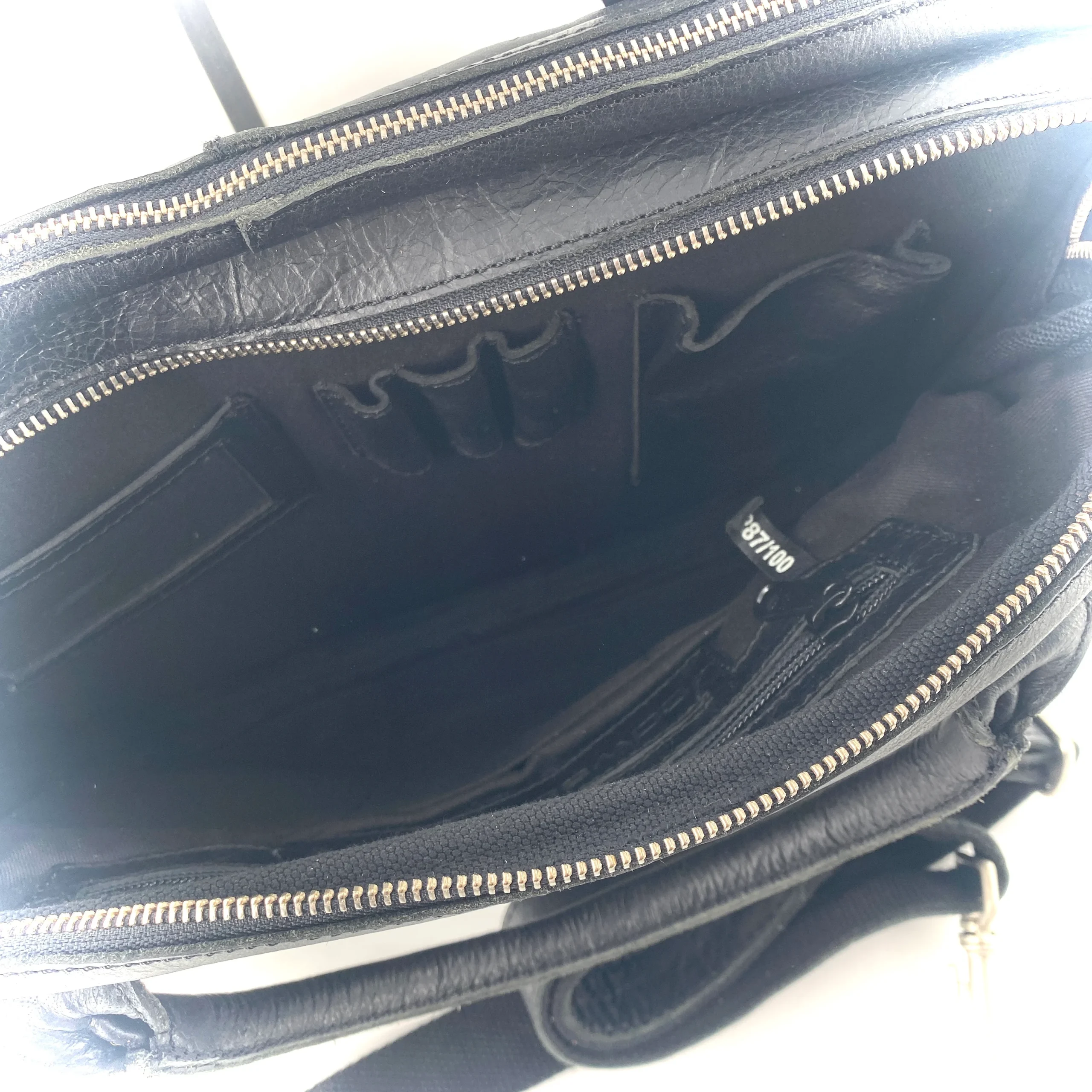 Cartable en Cuir Noir – Image 4