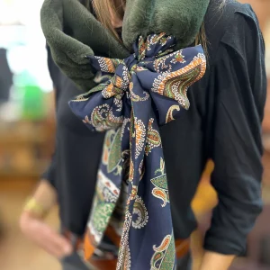 Col en Fausse Fourrure Kaki / Navy