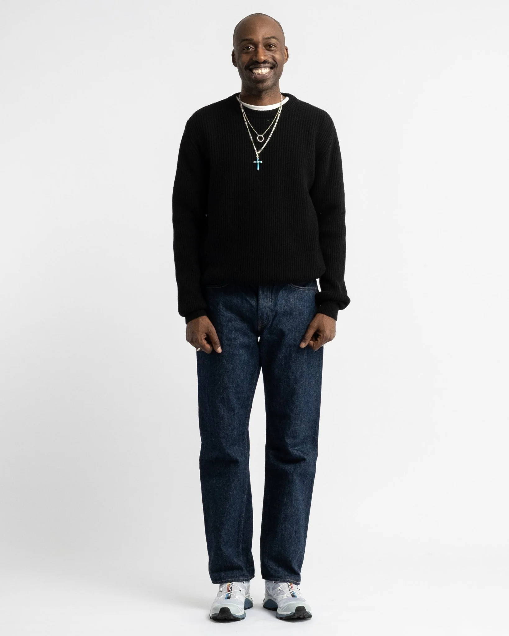 Crewneck Long Sleeve Cashmere Black – Image 3